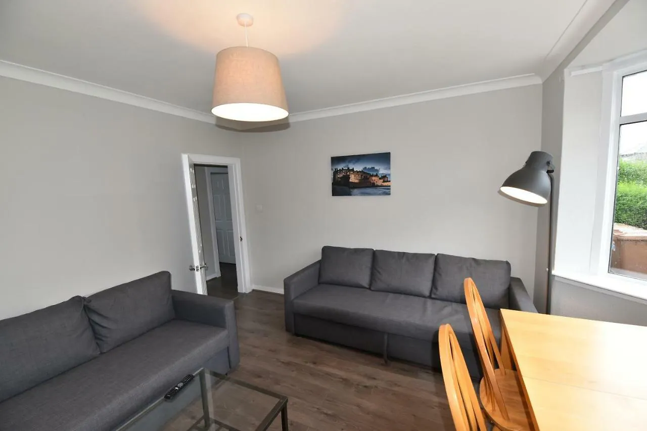 Sighthill 3 Bedrooms With Private Garden Edinburgh Villa